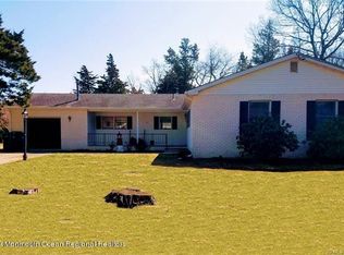 33 Pinehurst Dr, Little Egg Harbor, NJ 08087