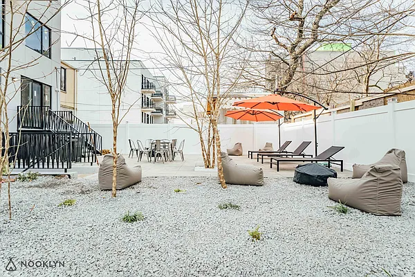 Rented by Nooklyn NYC LLC | media 41