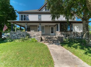 N90W16556 Roosevelt Dr, Menomonee Falls, WI 53051