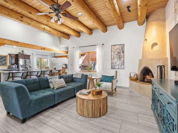 8 S Arroyo Ridge Rd, Santa Fe, NM 87508
