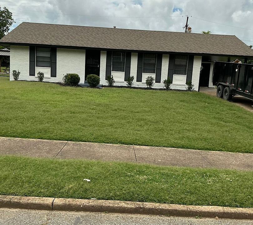 1st image of 852 Parkrose Ave