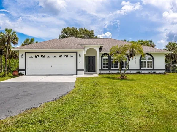 570 22nd ST NE, NAPLES, FL 34120