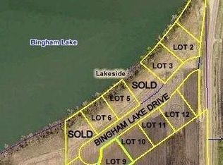 1135 Bingham Lake Dr, Bingham Lake, MN 56118