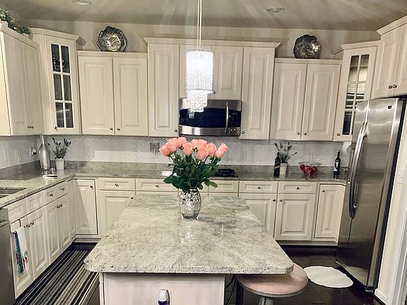 4th image of 15062 Barnes Meadows Ct