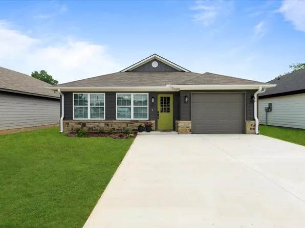 410 Cherry St, Whitesboro, TX 76273