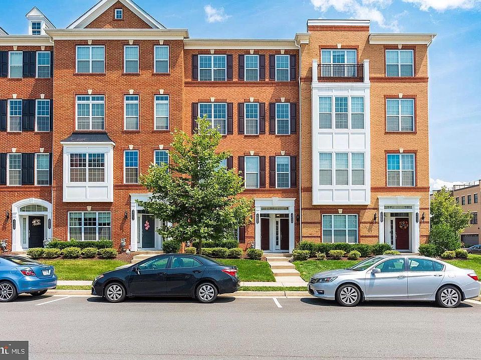 1st image of 23548 Belvoir Woods Ter