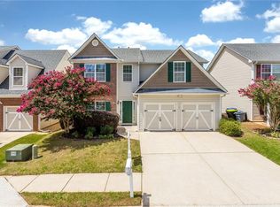 135 Brookvalley Xing, Dallas, GA 30157