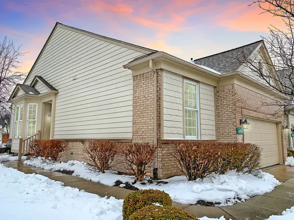 39541 Champion Ct #106, Northville, MI 48168
