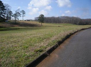 364 Garden Ln, Loudon, TN 37774