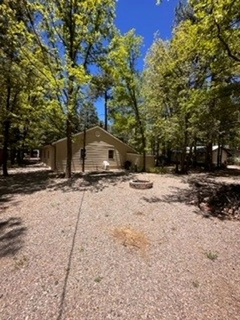 3 bed, 2.0 bath, 1338 sqft, $1,850 — Photo 4