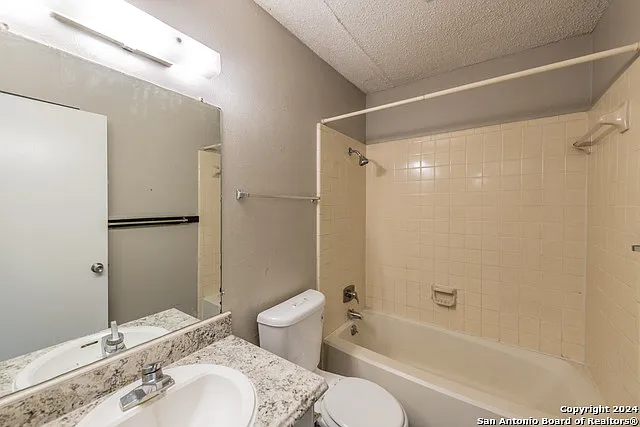 5915 Cliff Rdg — Photo 15