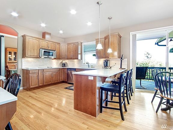 3rd image of 6515 A Street Ct NE