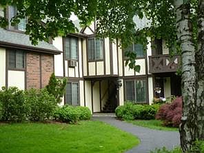 1st image of 52 Foxwood Drive #8