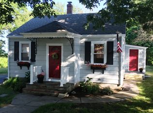 7 Edgewater St, Fairhaven, MA 02719