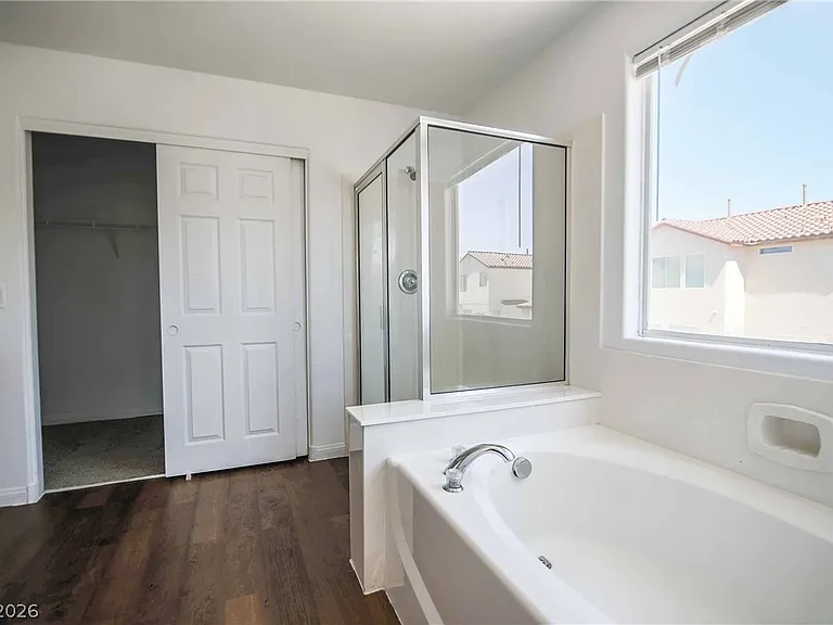 4420 Pacific Crest Ave — Photo 14