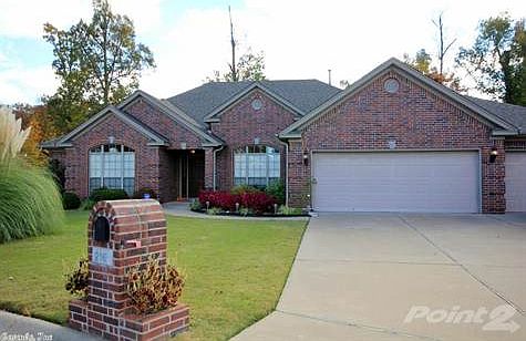 1st image of 216 Marseille Dr