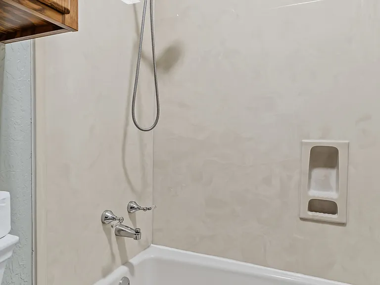 6970 Ellen Ln — Photo 28
