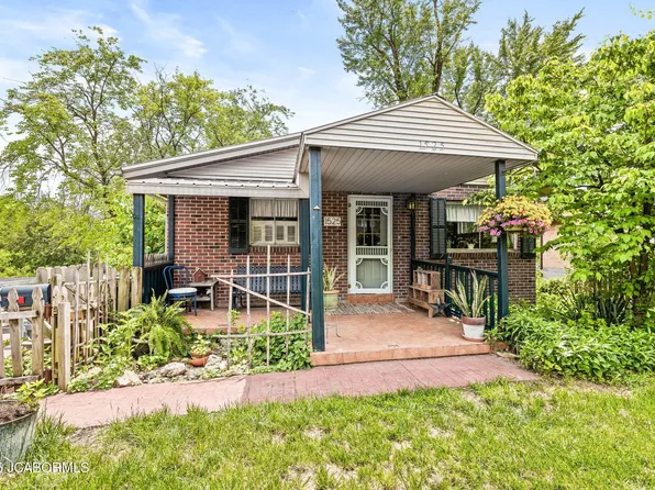 1525 Ridgewood Dr, Jefferson City, MO 65109