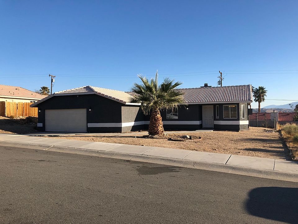 1st image of 68195 Calle Las Tiendas