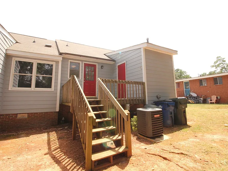 529 Bashford Rd — Photo 12