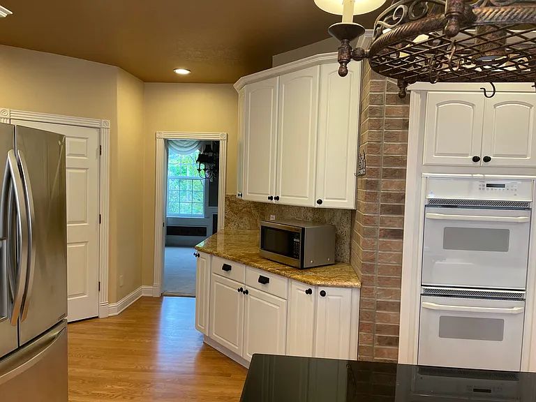12677 NW Creekview Dr — Photo 10