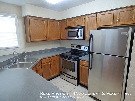 4th image of 3008 Antique Oaks Cir APT 106