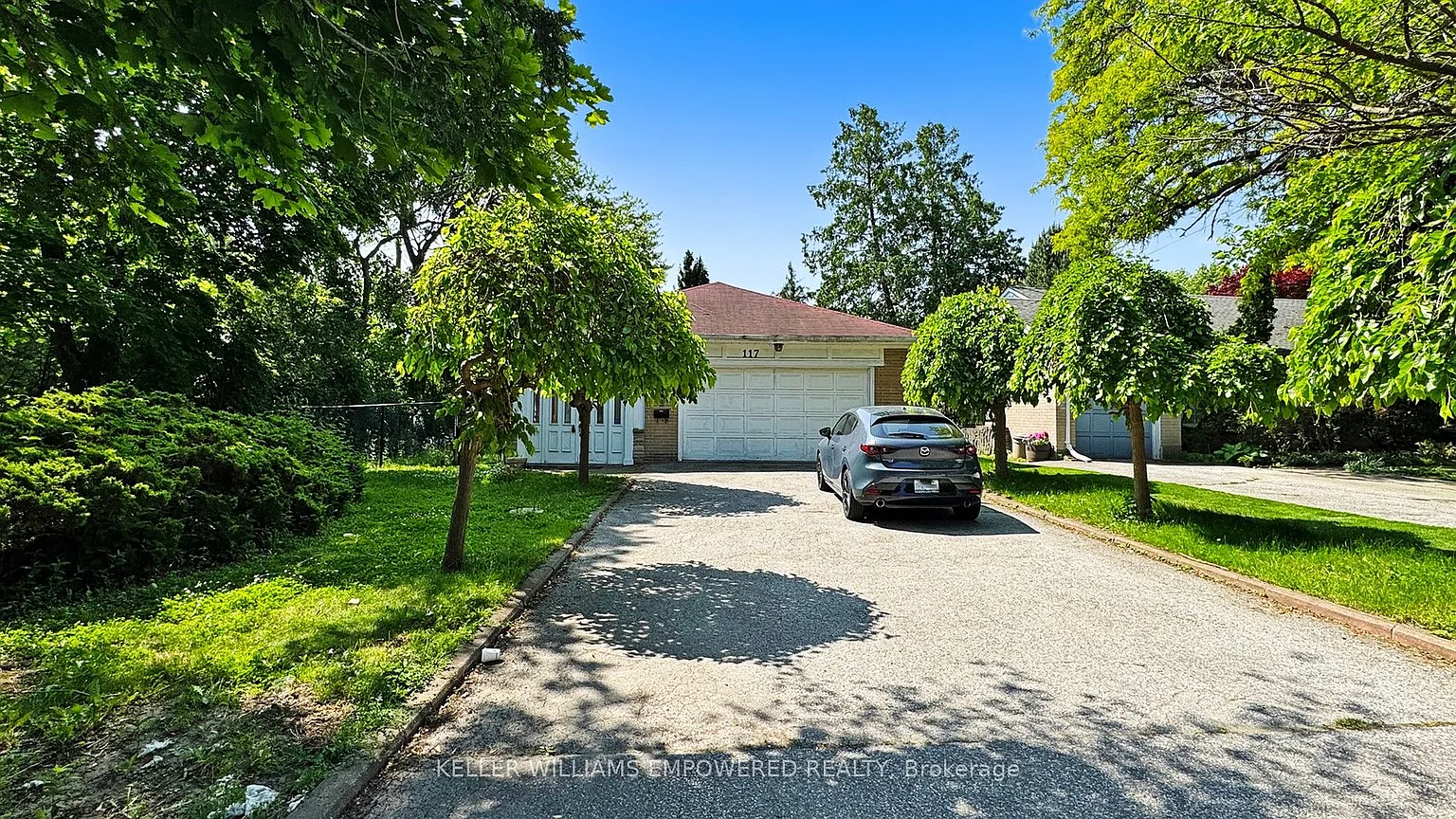 117 Arjay Cres photo 1