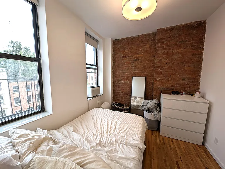 171 Avenue A #4D — Photo 2