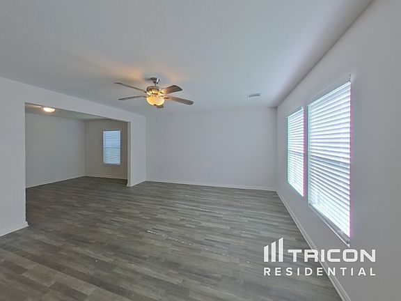 2nd image of 15692 Del Norte Dr