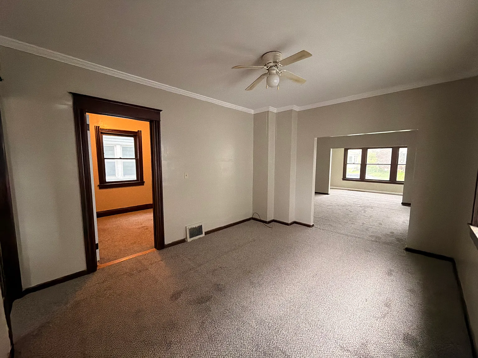 1 bed, $700 — Photo 1
