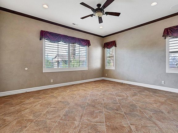 5th image of 2585 W Laquinta Dr