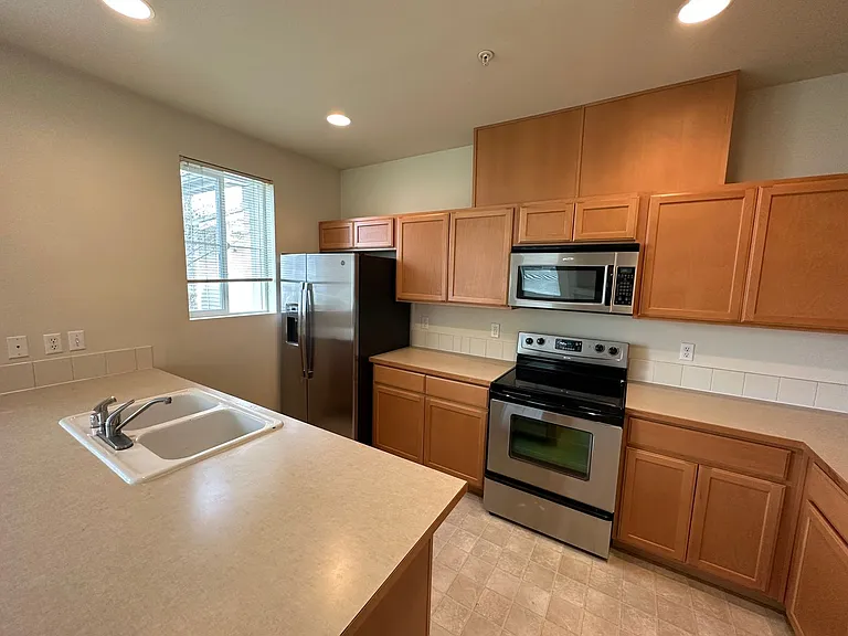 2125 Bobs Hollow Ln #A — Photo 4