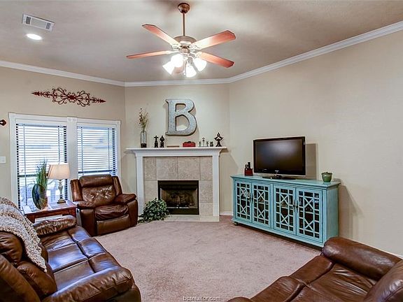 5th image of 903 Barchetta Dr