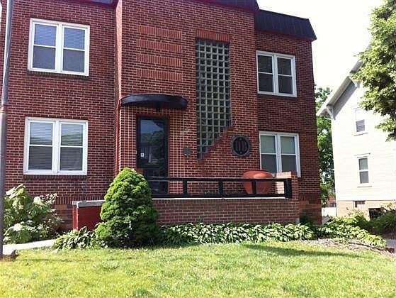 1st image of 4803 Davenport St APT 2