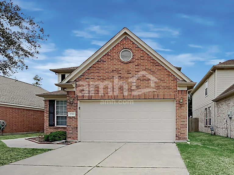 2311 Stiller Ridge Way — Photo 1
