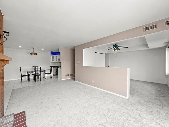4th image of 257 Stoneybrook Ln APT 3G