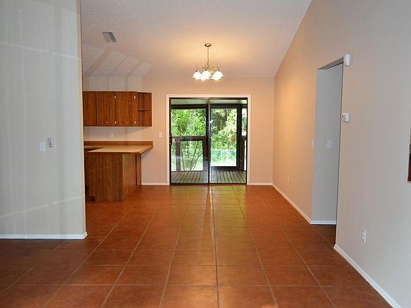 4th image of 3422 Silver Palm Dr