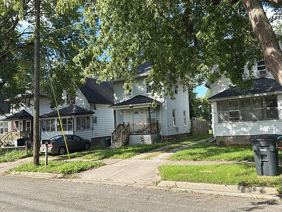 2nd image of 212 S Forbes St