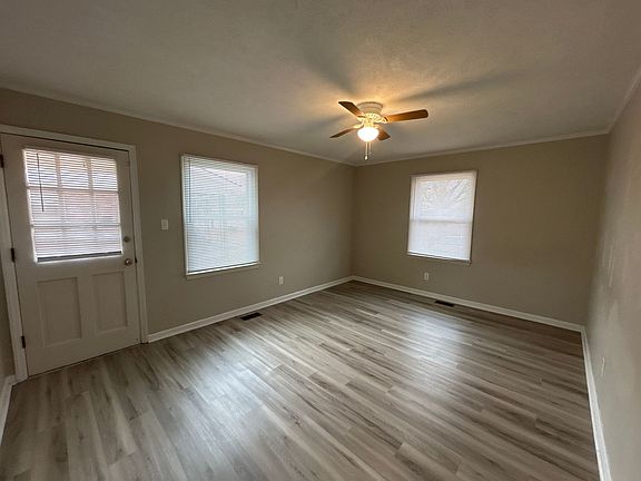 5th image of 2129 Quailridge Dr