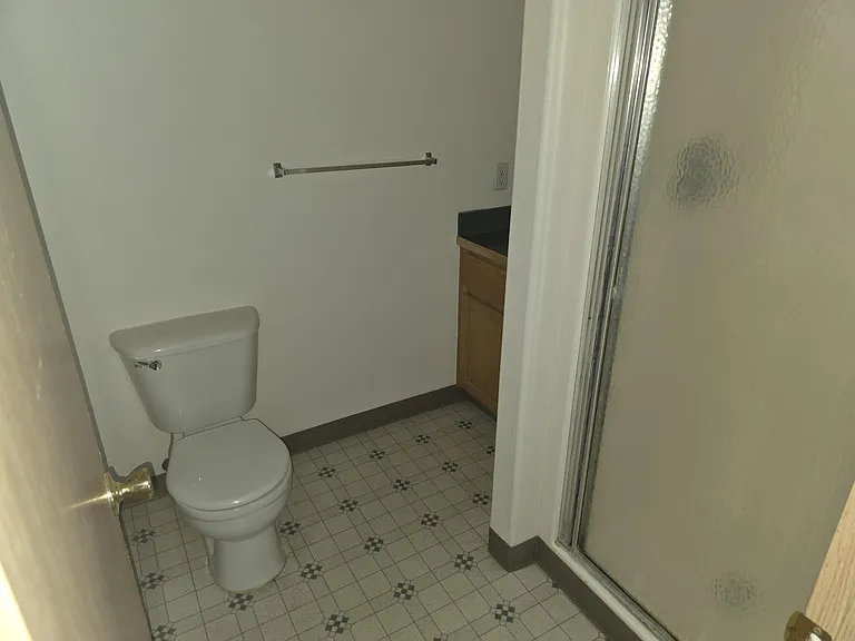 326 Monmouth Ave S #326 — Photo 4