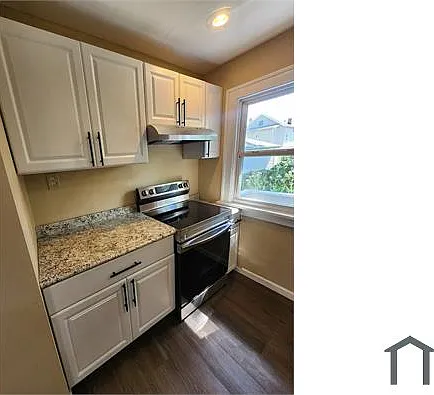 4 bed, $2,500 — Photo 3
