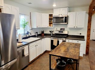 542 N 5th St, Lander, WY 82520