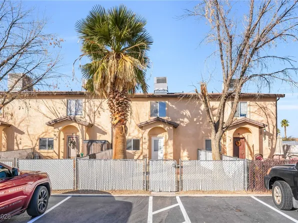 775 Moss Dr APT 8, Mesquite, NV 89027