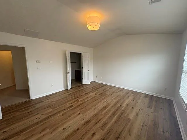 1941 Durwood Ln — Photo 15