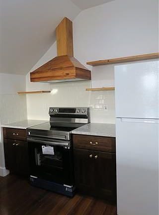 5th image of 1619 Marengo St #3A