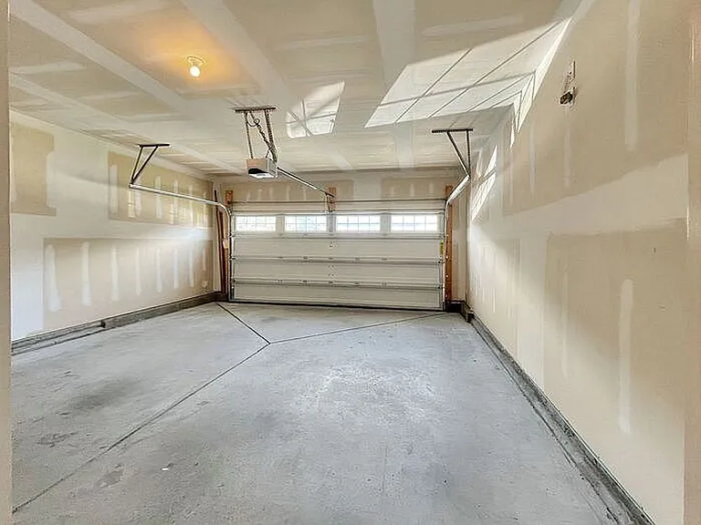 2406 Pecan Ridge Way — Photo 11