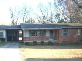 224 Fowler St, Swainsboro, GA 30401