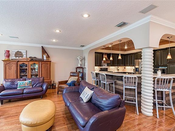 5th image of 2809 Baypointe Cir