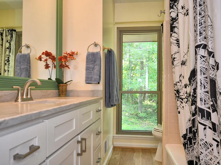 2268 Pine Ln — Photo 23