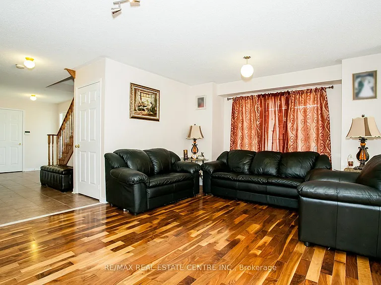 3091 Turbine Cres — Photo 3